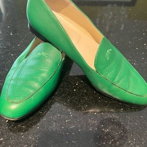 Longchamp Green flat shoes. Authentic